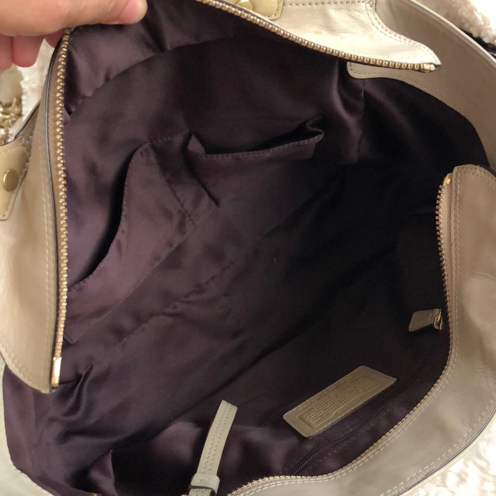 COACH LEATHER HANDBAG - Picture 5 of 17